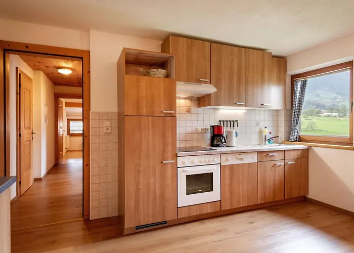 Schmeisshof Taxacher Johann Und Renate Apartment Fügen