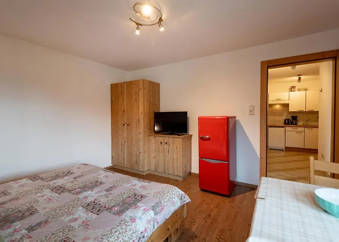 Schmeisshof Taxacher Johann Und Renate Apartment *