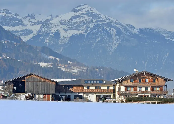 Apartment Schmeisshof Taxacher Johann Und Renate *